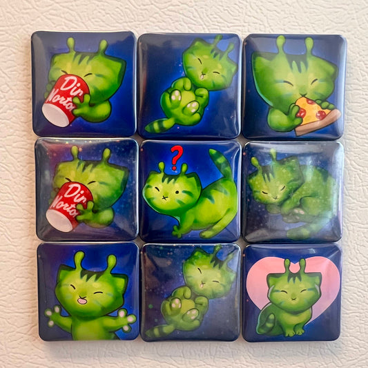 Random glorp kitty magnets 2in
