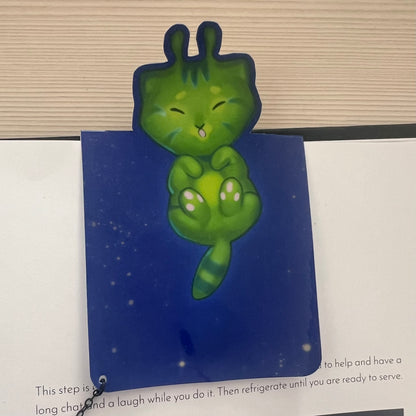 Magnetic Bookmark With a Kitty Glossy 6in | 15 cm